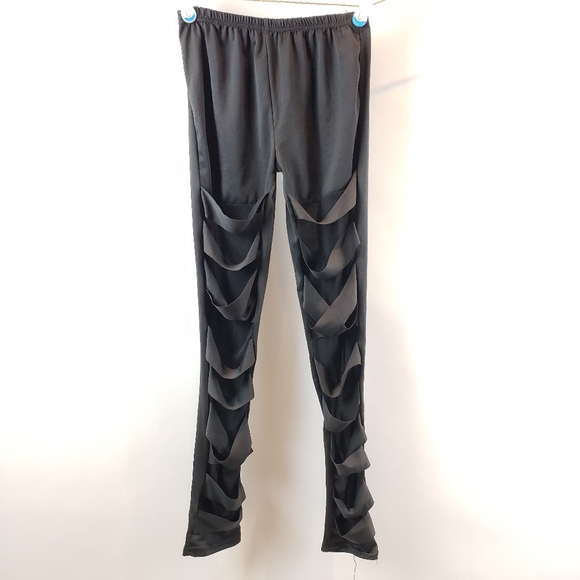 2/$18 Criss Cross Mesh Leggings - Picture 1 of 6